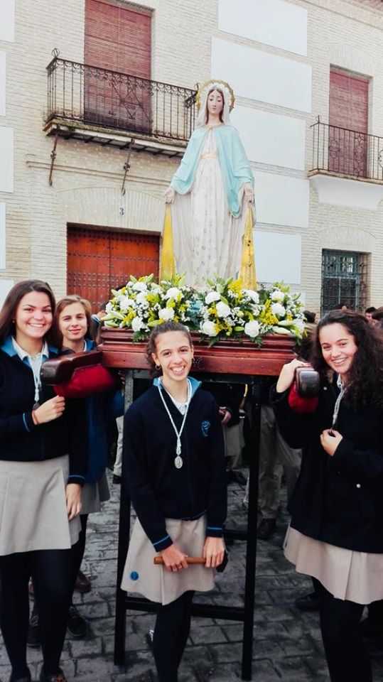 47196873_2398339470240992_6273011567890006016_o (1)