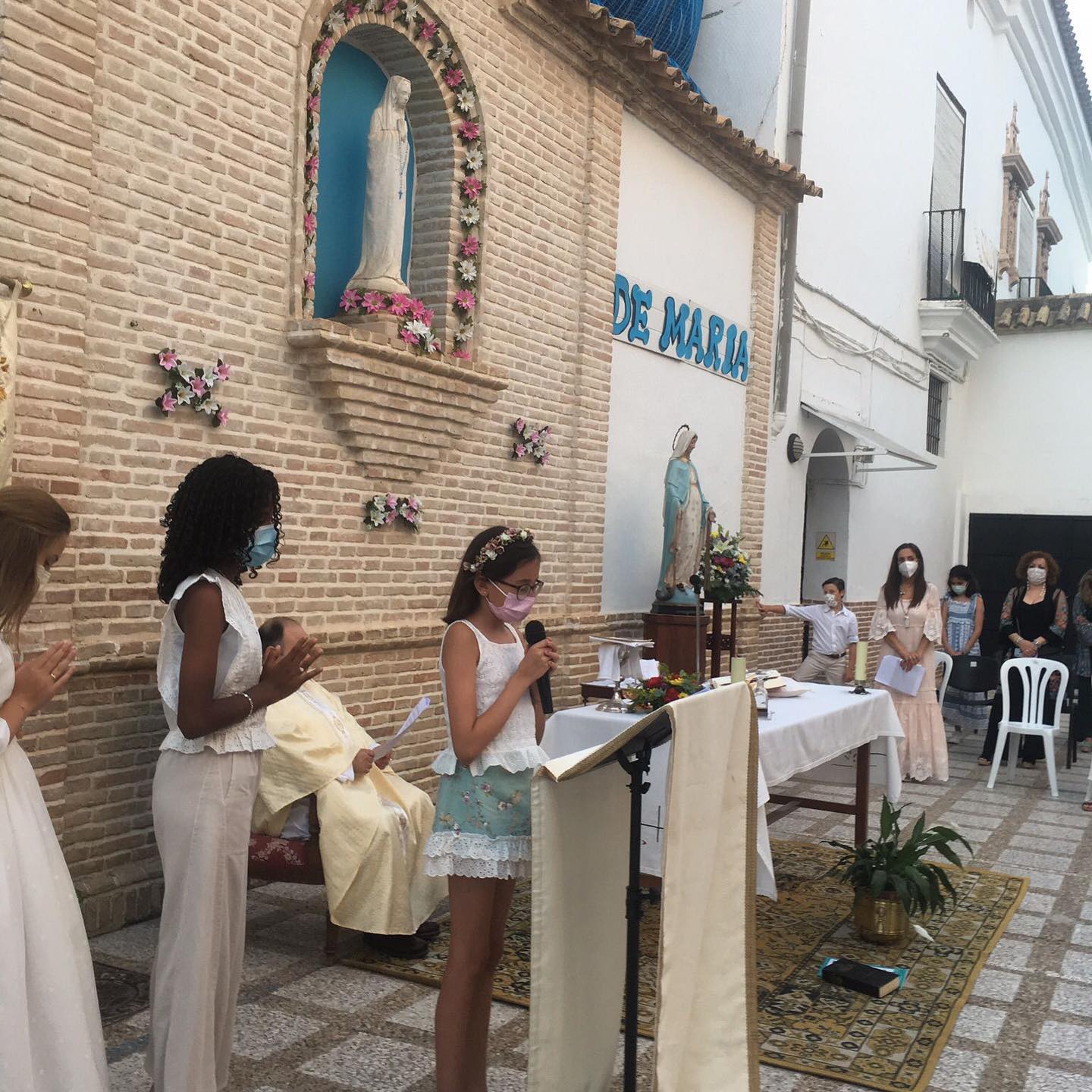 205046727_190592876403202_6449732946724486672_n