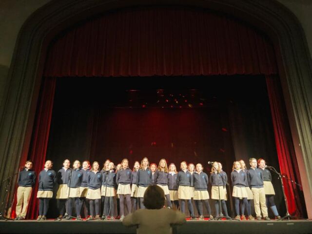 412571819_873133504815799_7649628902801719818_n