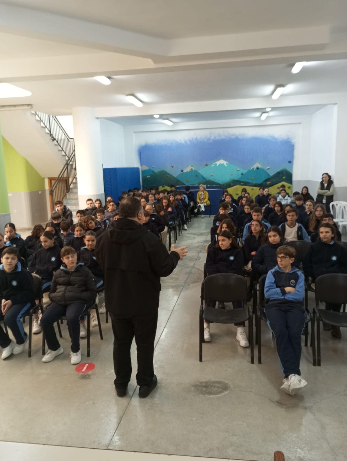 434344956_947489904046825_1279978212250904152_n